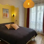 Paris Le Marais & Central Large Big Spacious Charming Parisian Flat