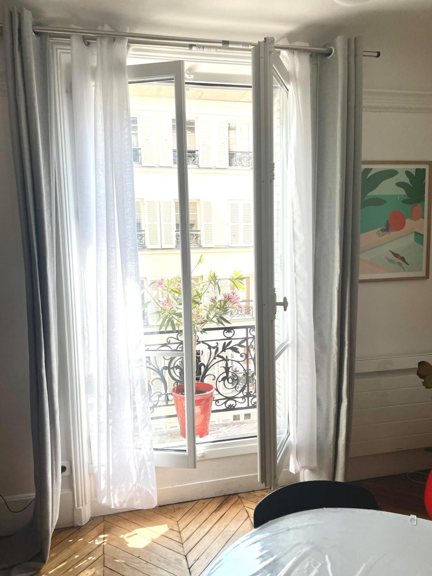 Spatious Charming Parisian Flat Appartamento *