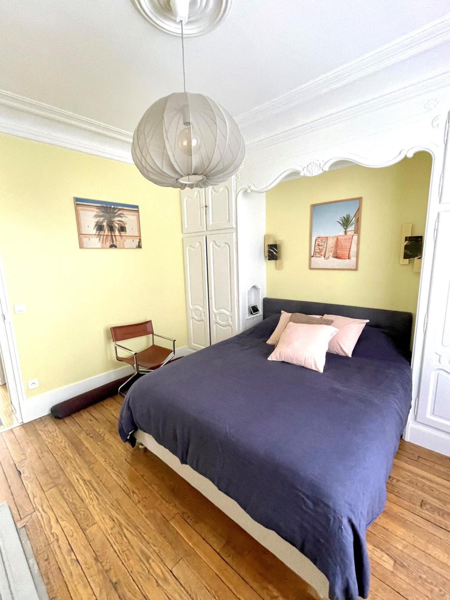 Apartment Le Marais & Large Big Spacious Charming Parisian Flat