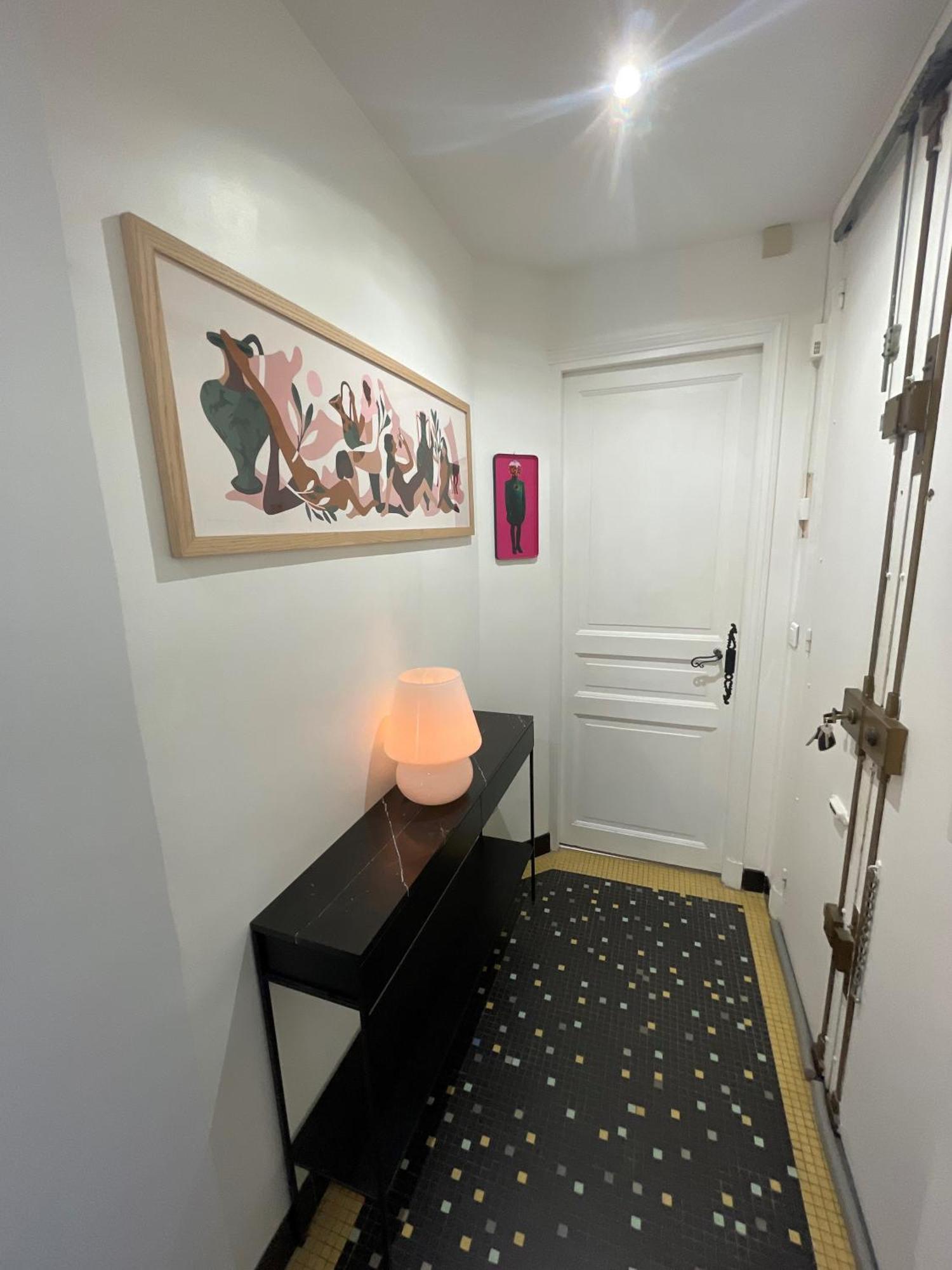 Spatious Charming Parisian Flat Appartamento